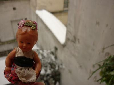 今日は積もった。