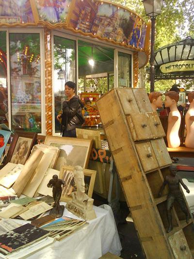 バケッドで指は切れます。