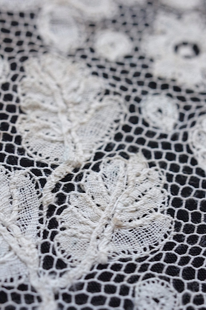 dentelle antique アンティークレース 小花ホニトン