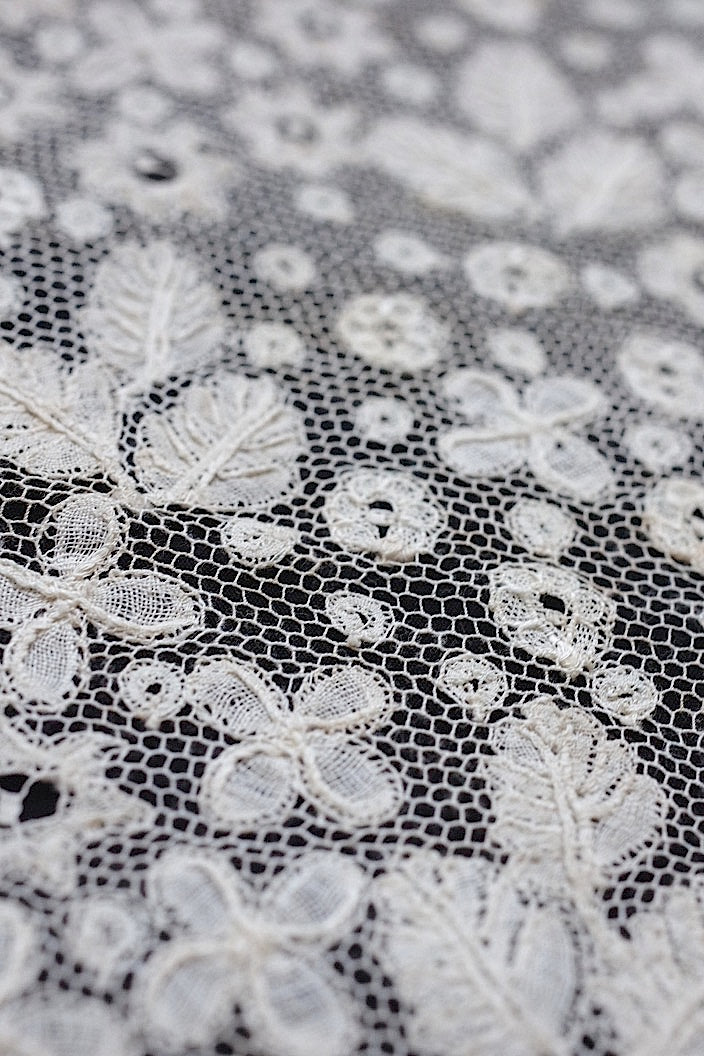dentelle antique アンティークレース 小花ホニトン