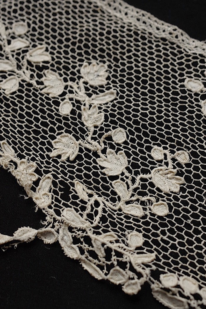 dentelle antique antique lace material and Alencon lace