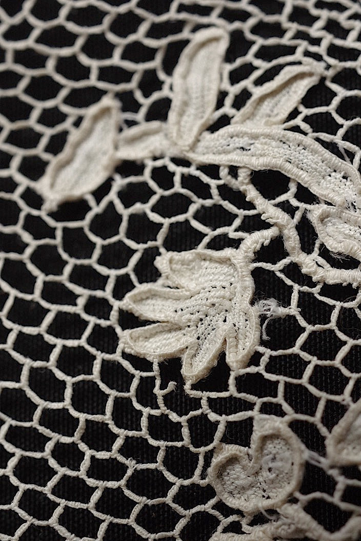 dentelle antique antique lace material and Alencon lace