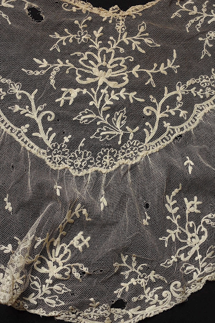 dentelle antique antique lace material and Alencon lace