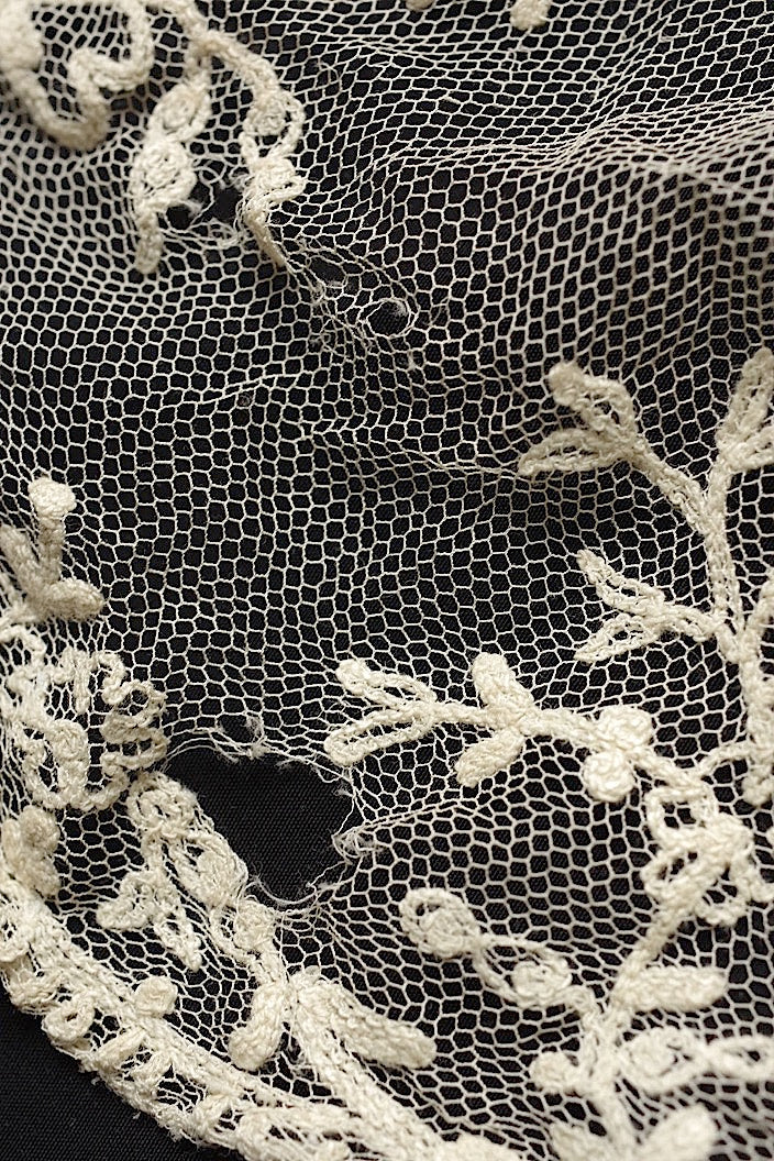 dentelle antique antique lace material and Alencon lace
