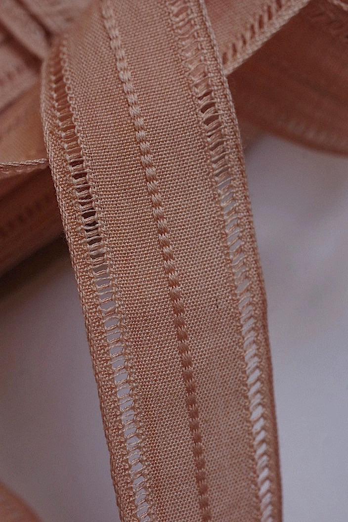 ruban antique antique ribbon pink beige