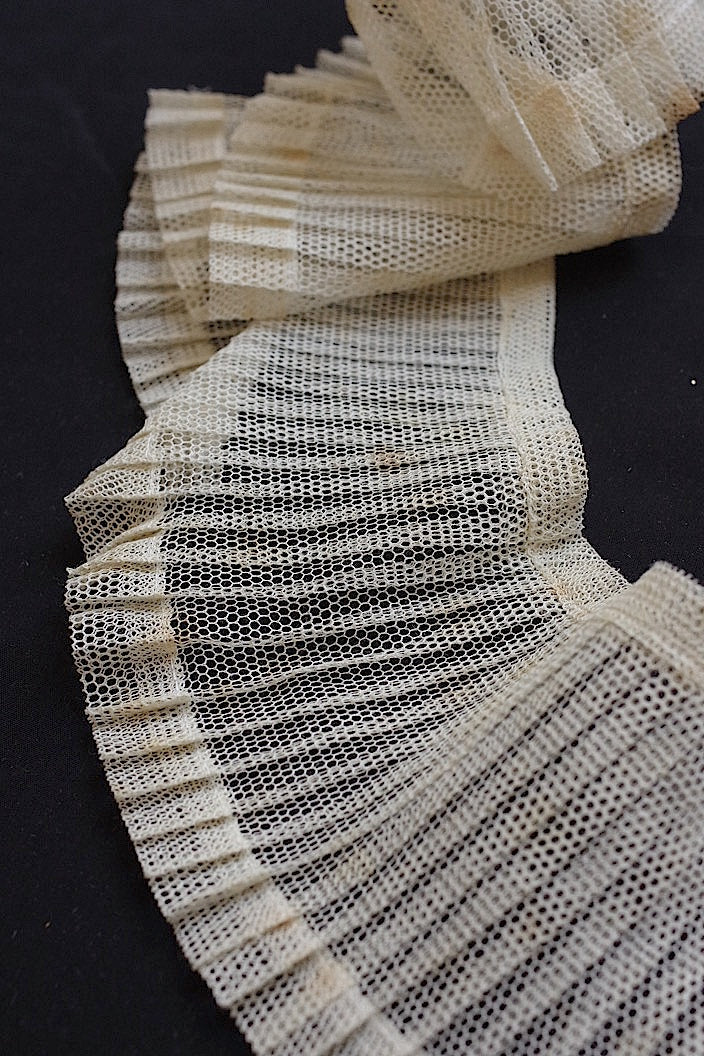 dentelle antique antique lace pleats human pattern