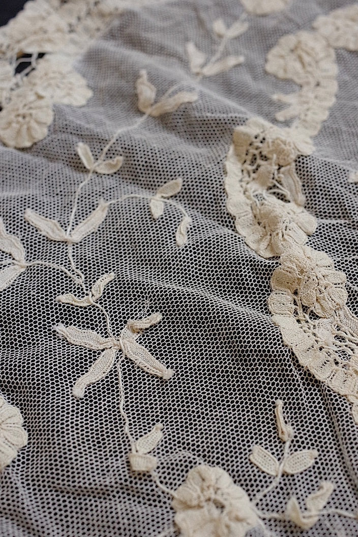 dentelle antique アンティークレース 2種