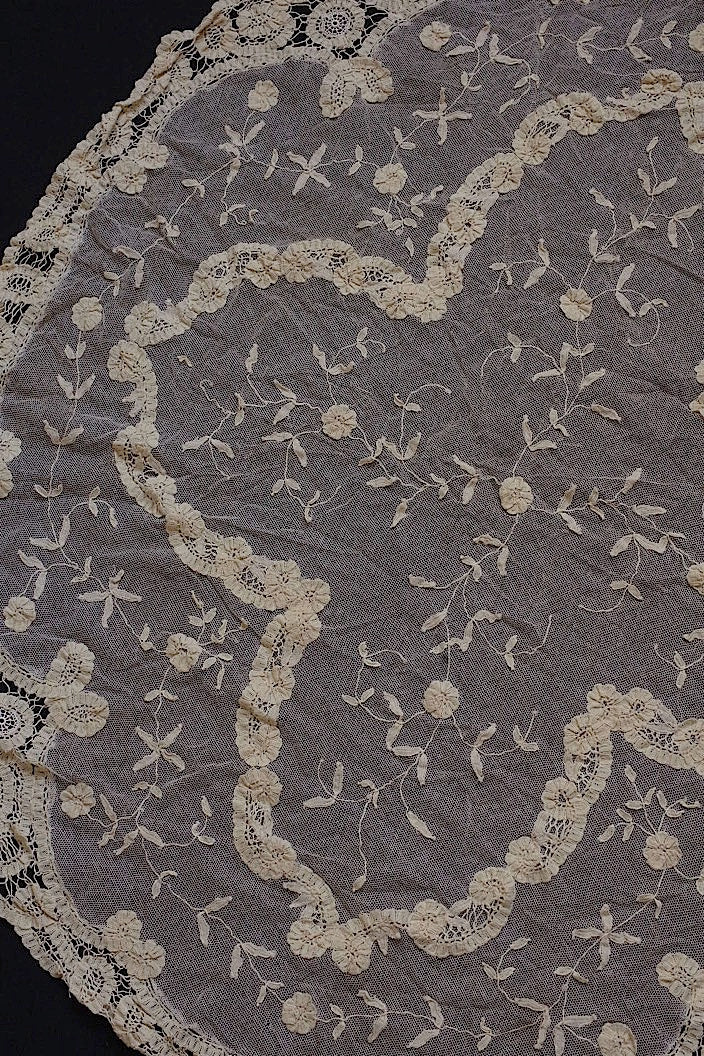 dentelle antique アンティークレース 2種