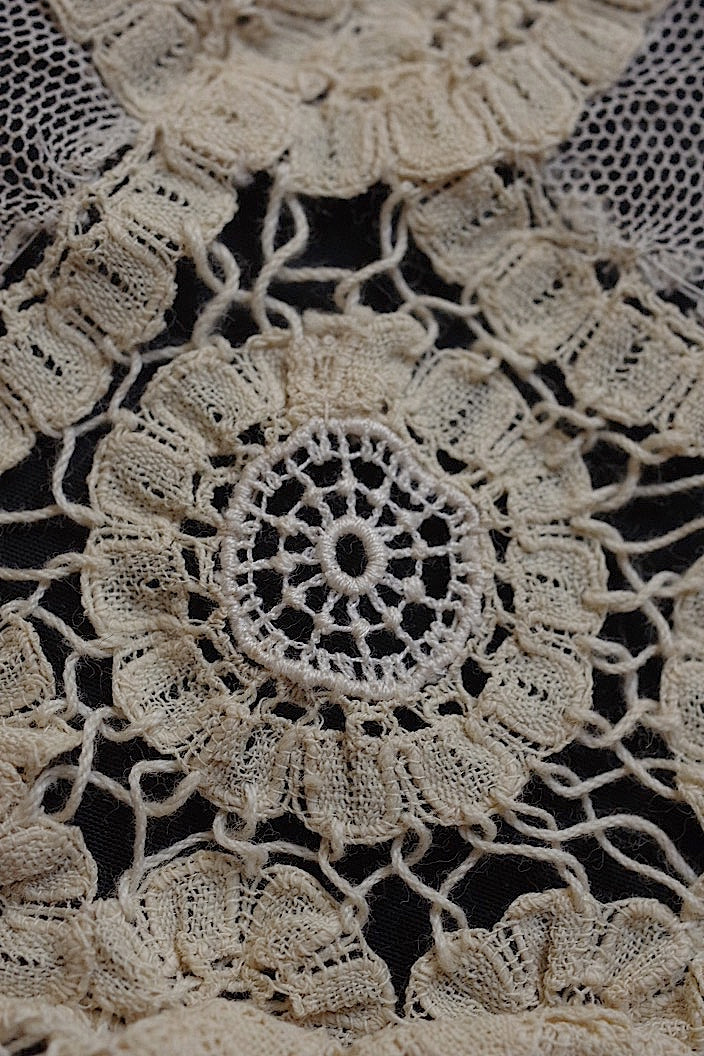 dentelle antique アンティークレース 2種