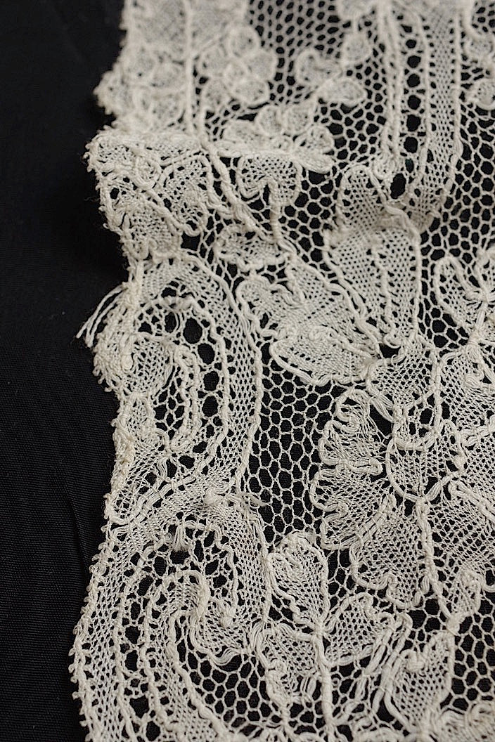 dentelle antique アンティークレース 2種
