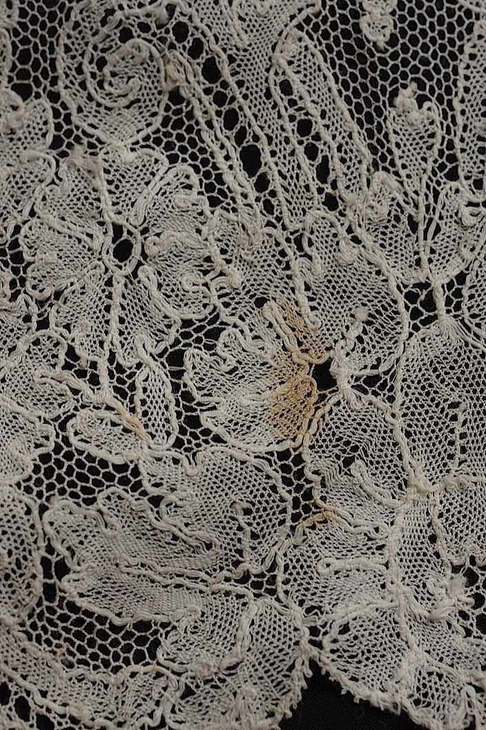 dentelle antique アンティークレース 2種