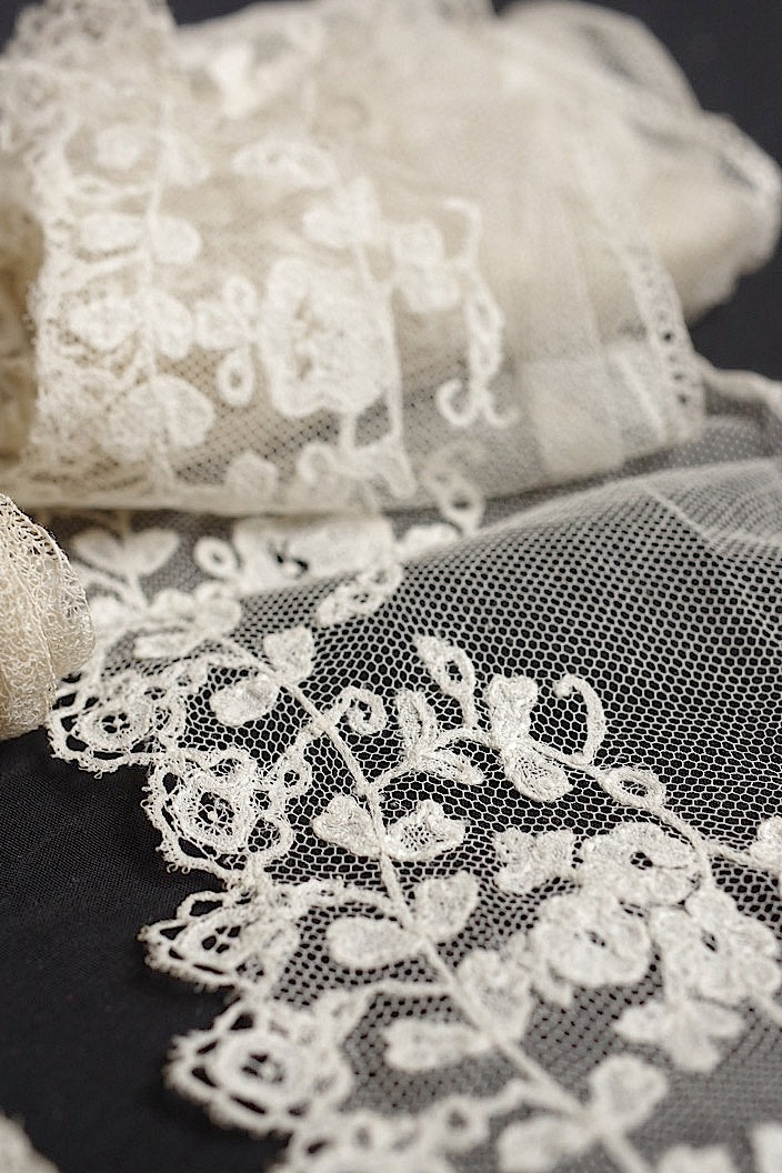 dentelle antique antique lace application angletail 2 pieces