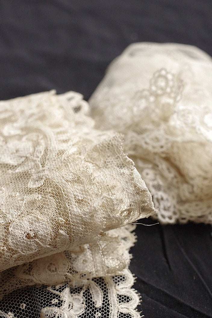 dentelle antique antique lace application angletail 2 pieces