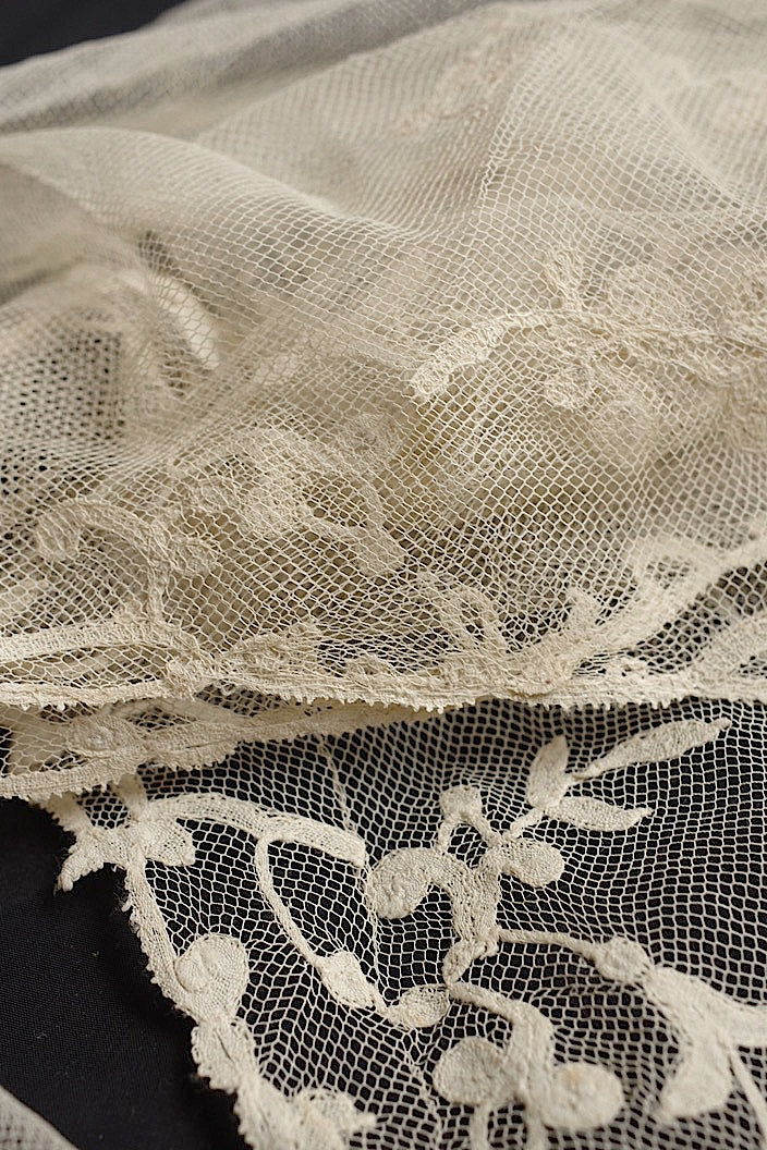 dentelle antique アンティークレース ベール2枚 .FR a l'epoque