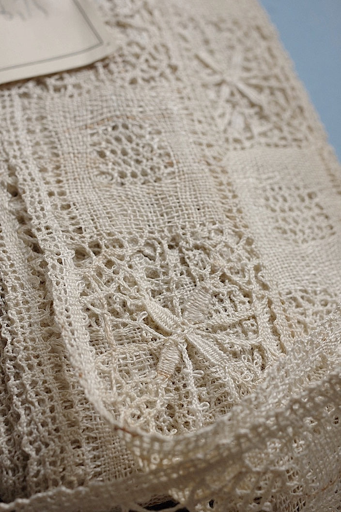 dentelle antique アンティークレース ボビンレース par 2m .FR a l'epoque