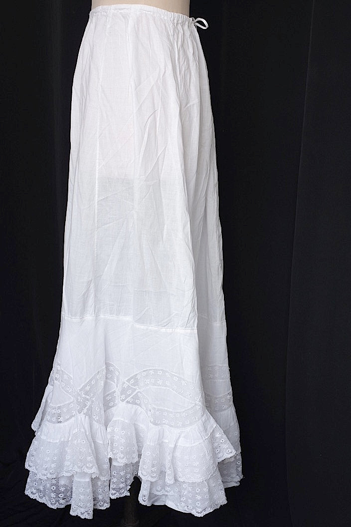 vêtement antique antique cotton lace skirt 3
