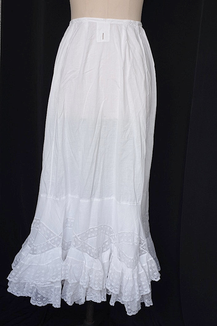 vêtement antique antique cotton lace skirt 3