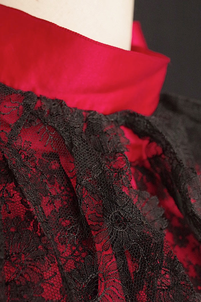 vêtement antique antique lace blouse red
