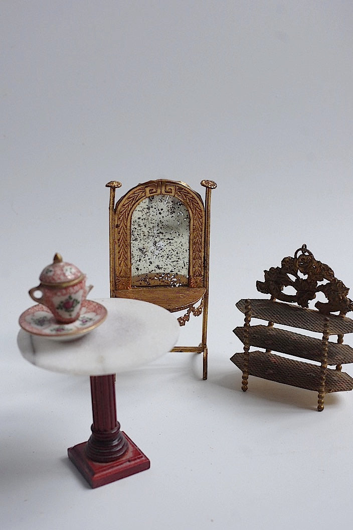 mobilier miniatures antique アンティークミニチュア家具6 .FR a l'epoque