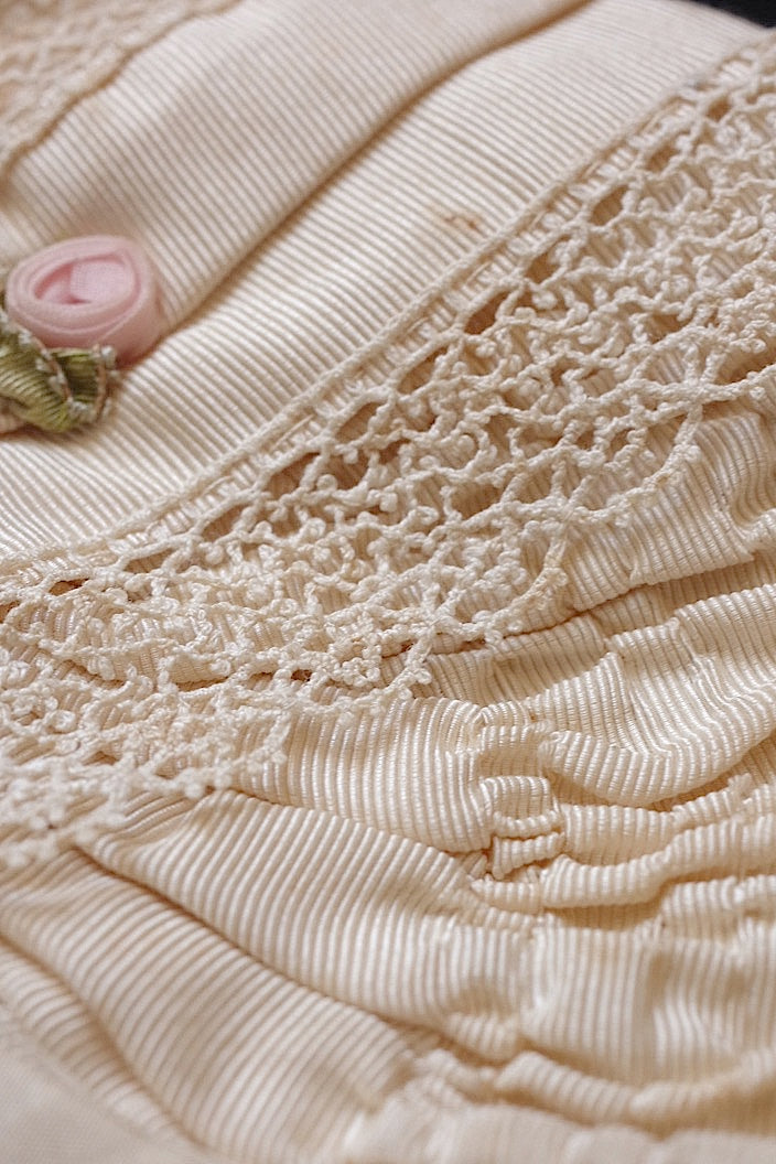 dentelle antique antique lace bonnet2