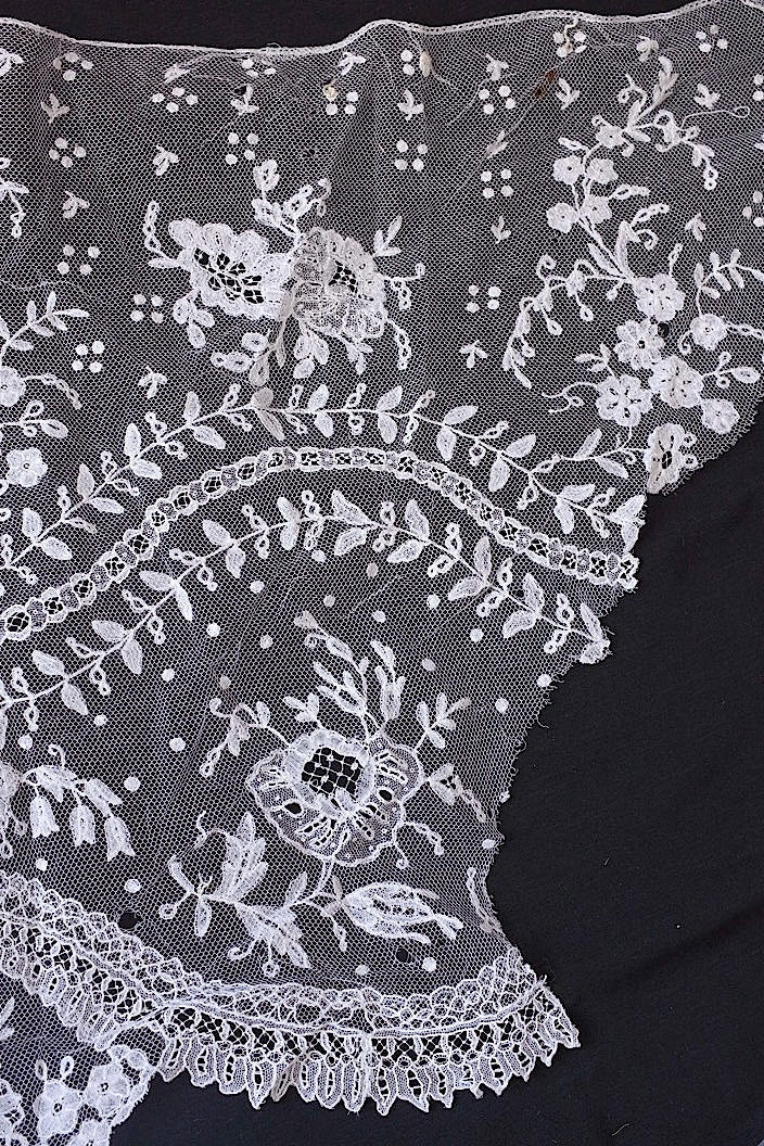 dentelle antique アンティークレースレース 端切れ2枚 素材用