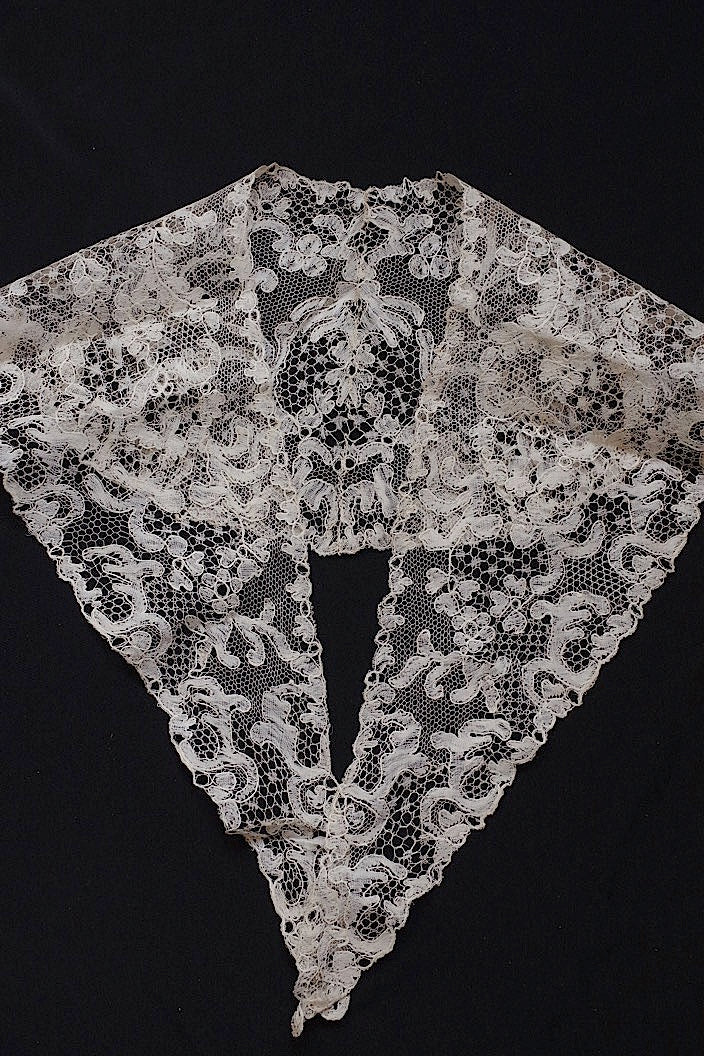 dentelle antique antique lace sleeve collar
