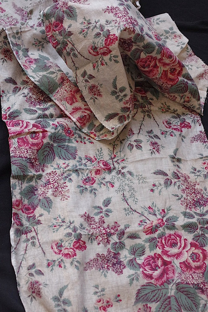 tissu antique アンティーク生地ハギレ 花柄 4-4