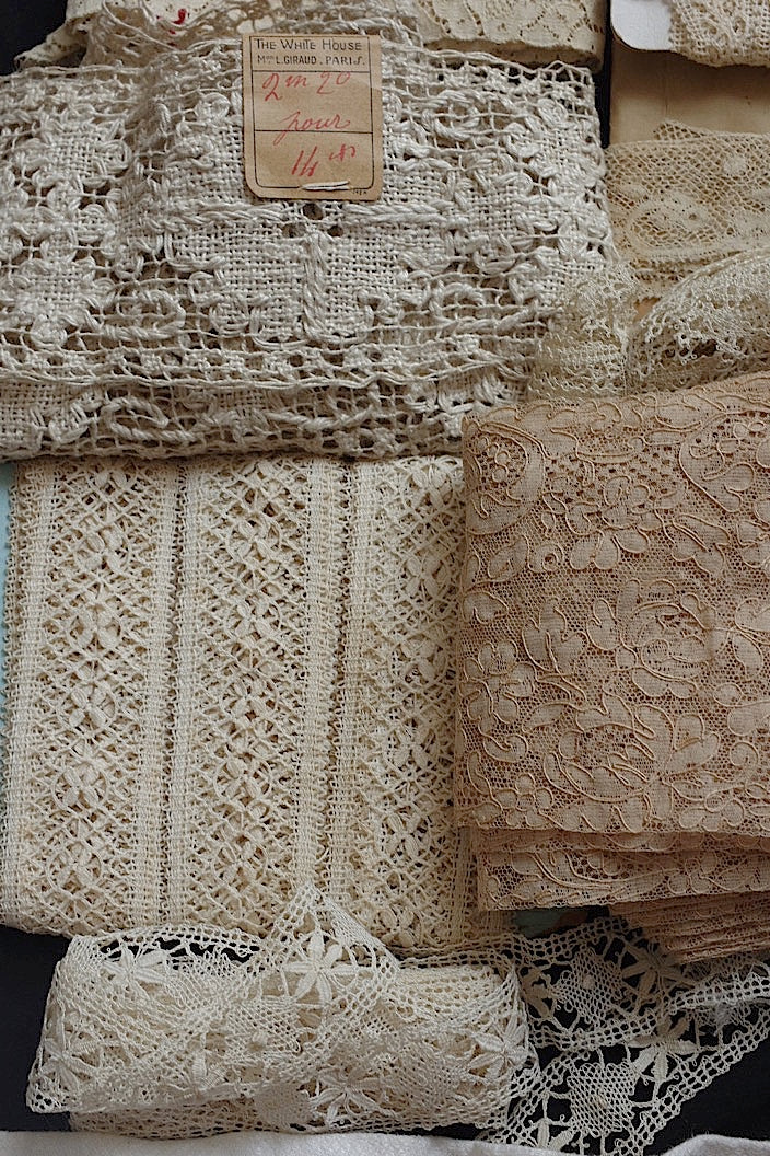 dentelle antique アンティークレース 箱入りlots3