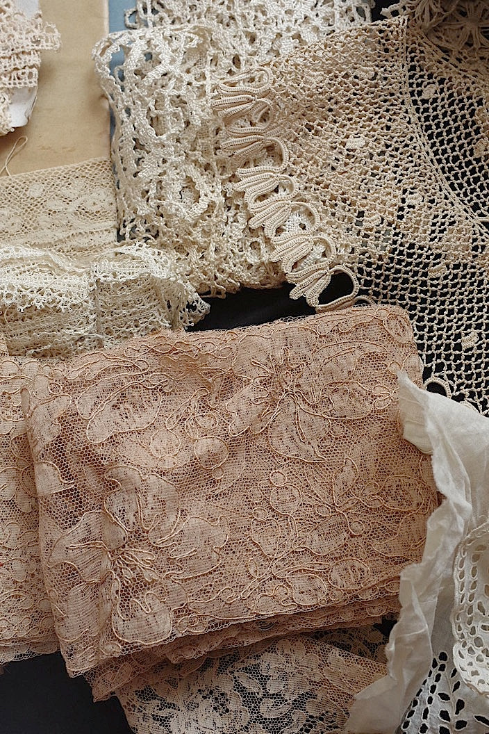 dentelle antique アンティークレース 箱入りlots3