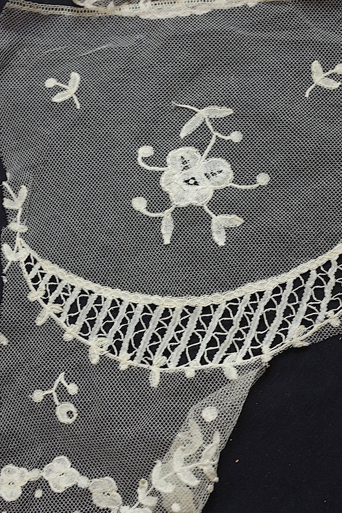 dentelle antique アンティークレース ハギレセット 4種
