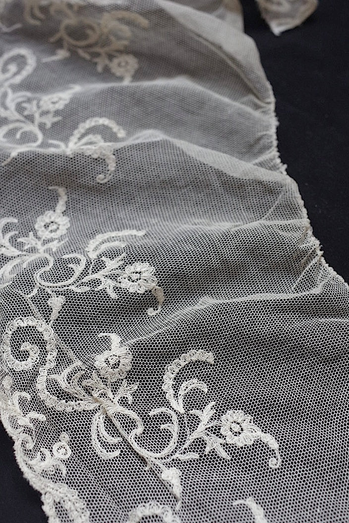 dentelle antique アンティークレース 2種