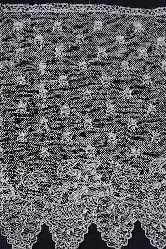 dentelle antique アンティークレース アランソン par メートル .FR a l'epoque