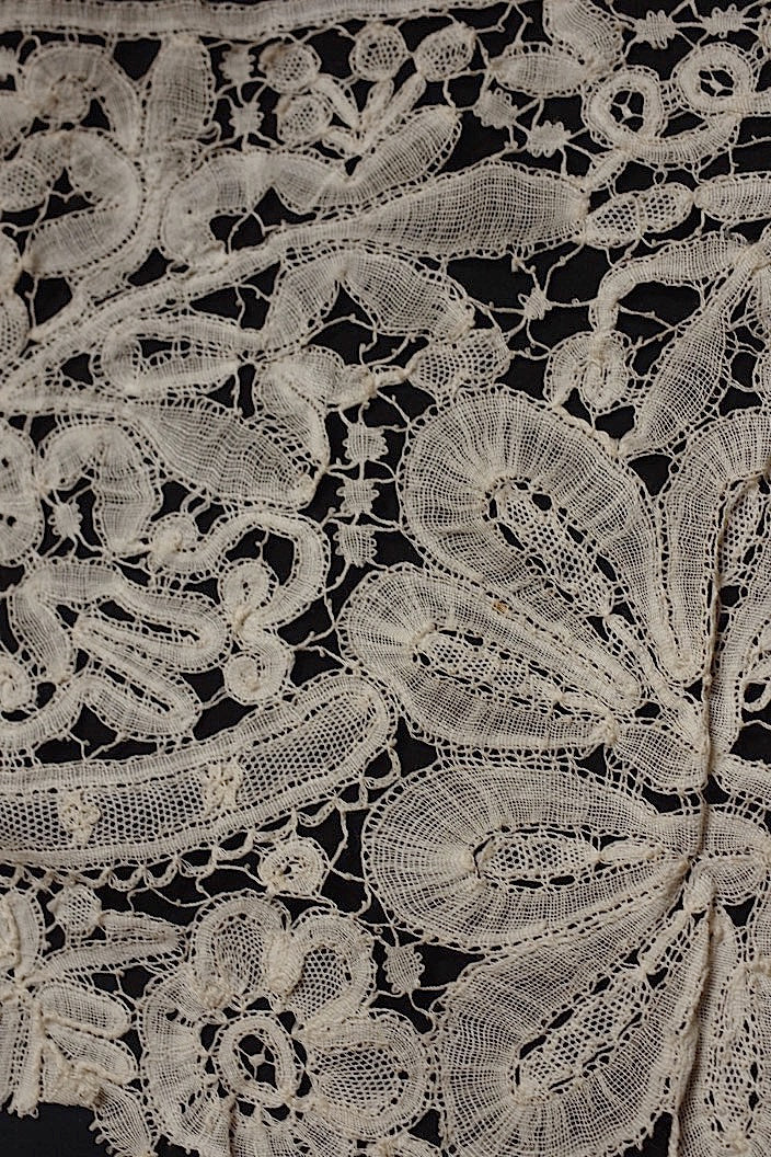 dentelle antique アンティークレース 幅広ホニトン 310cm