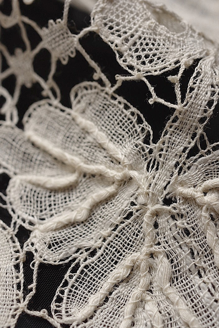 dentelle antique アンティークレース 幅広ホニトン 310cm