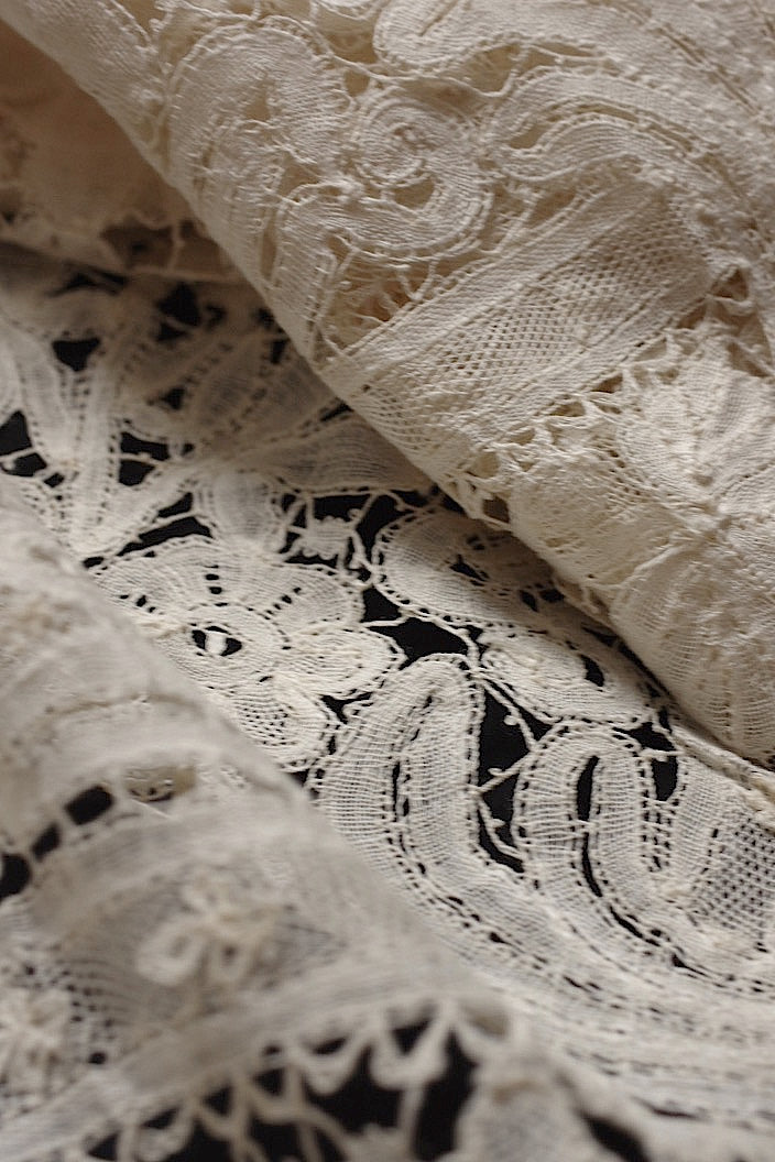 dentelle antique アンティークレース 幅広ホニトン 310cm