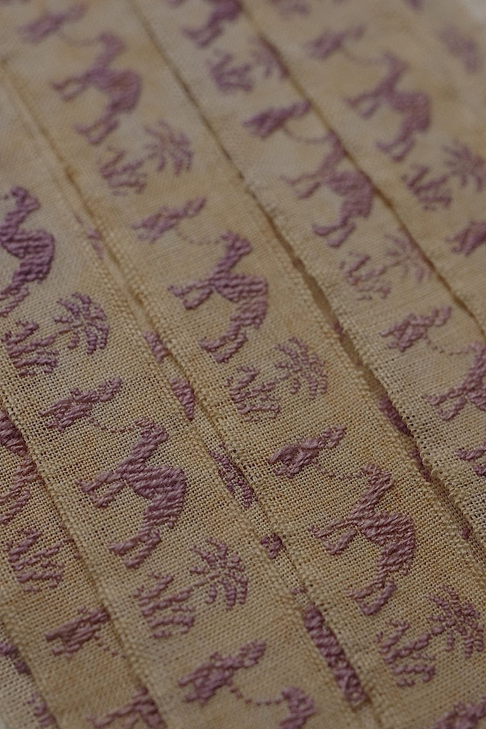 dentelle  antique アンティークruban ラクダ .FR a l'epoque