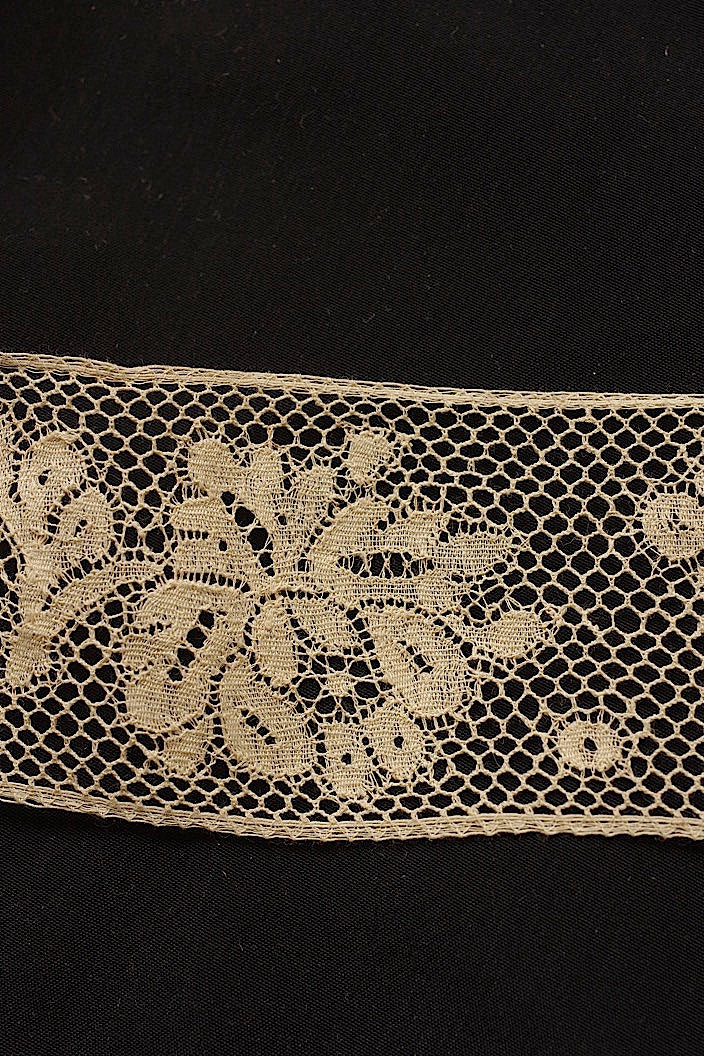 dentelle antique アンティークレース 110cm 590cm