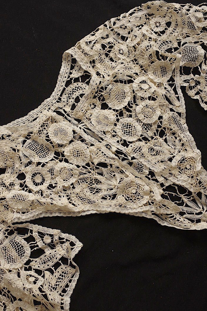 dentelle antique アンティークレース襟