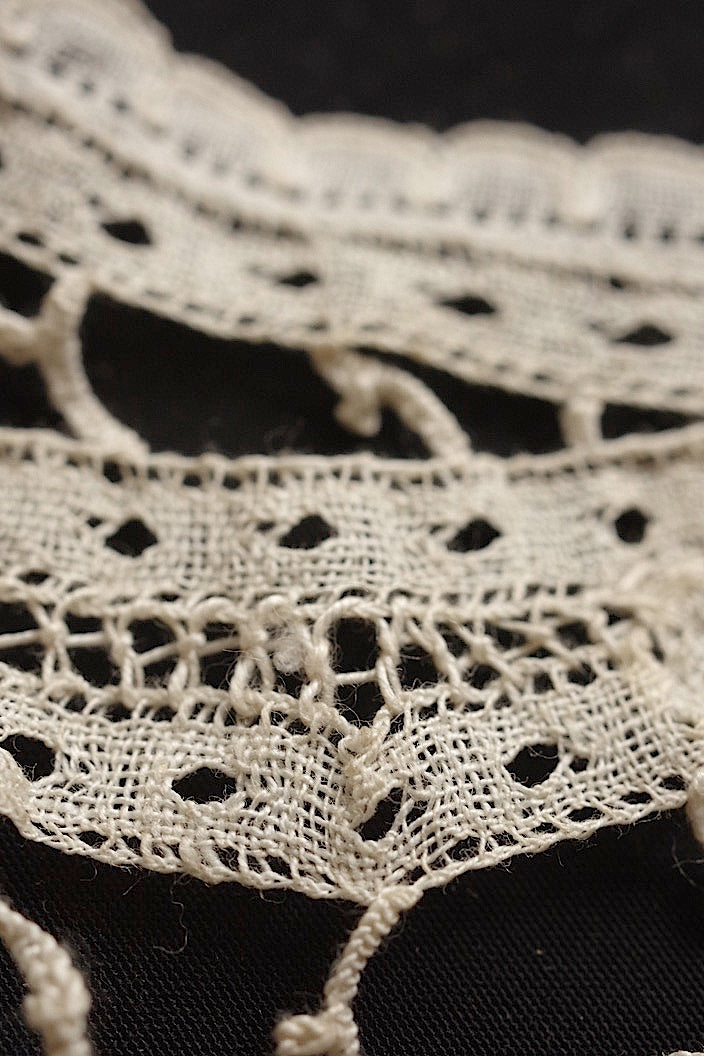 dentelle antique アンティークレース襟