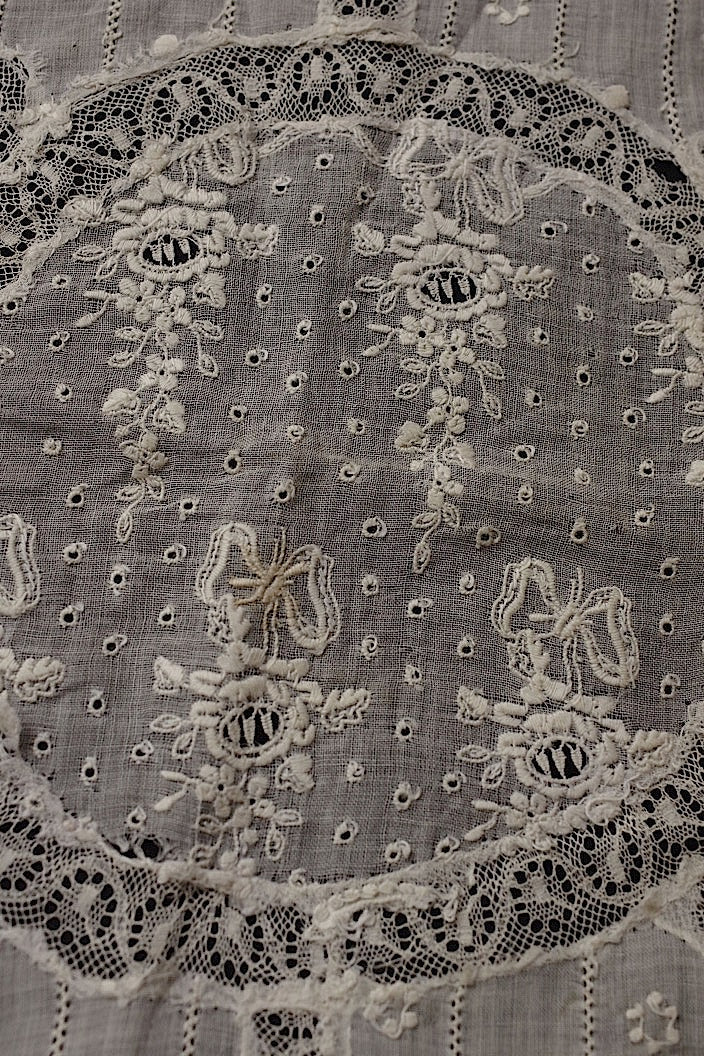 dentelle antique アンティークレース 刺繍napprons