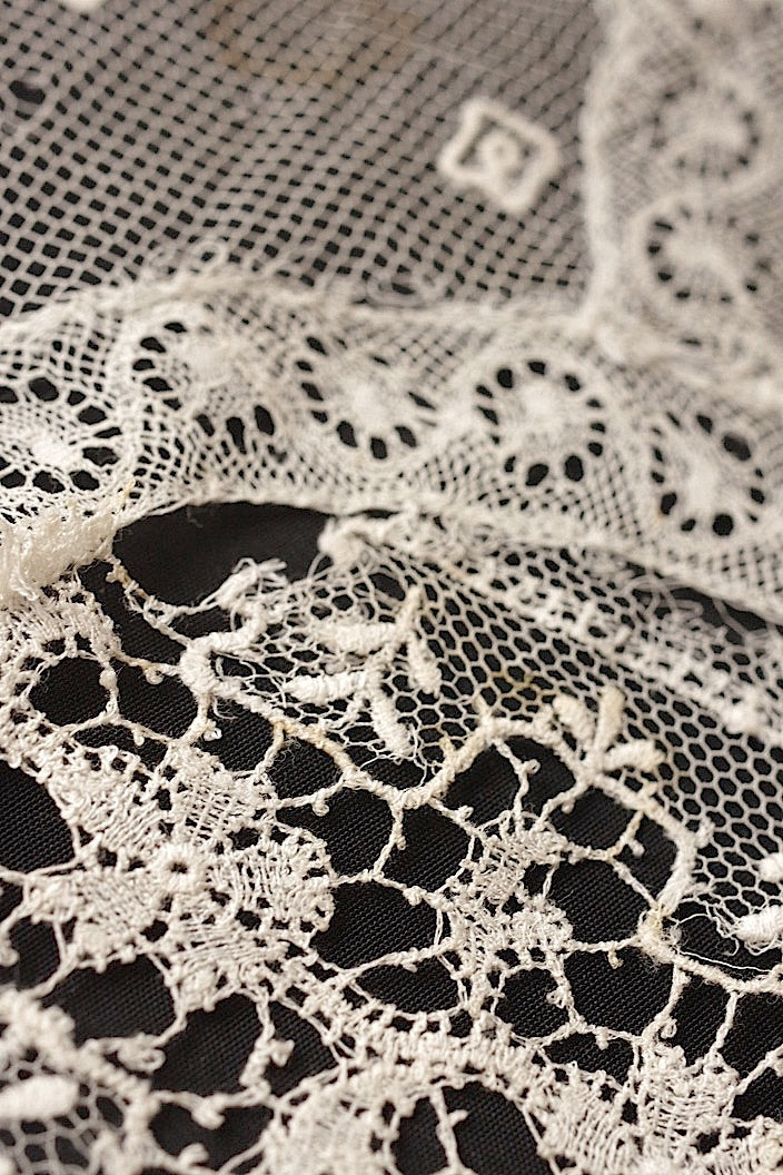 dentelle antique アンティークレース 刺繍napprons