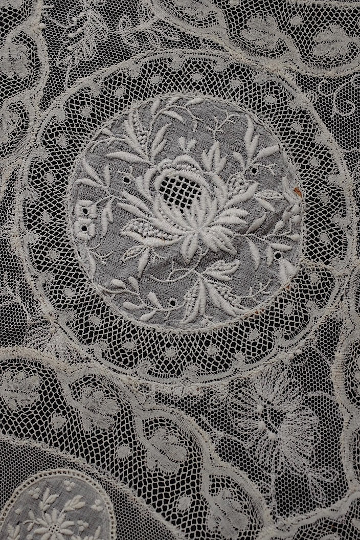 dentelle antique アンティークレース 刺繍napprons