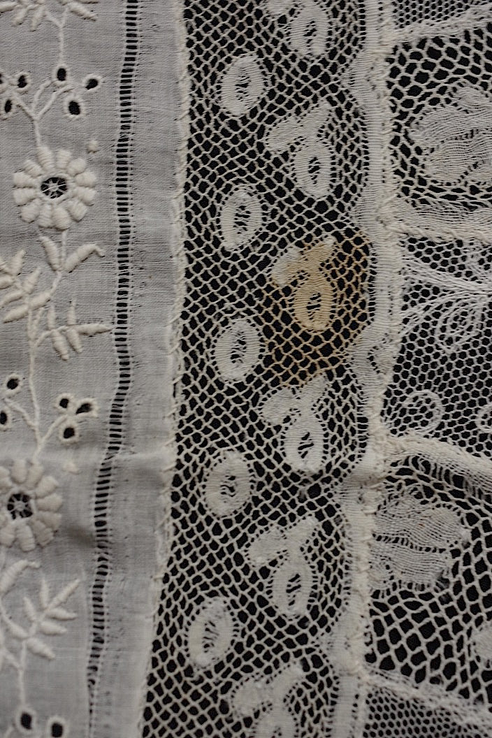 dentelle antique アンティークレース 刺繍napprons