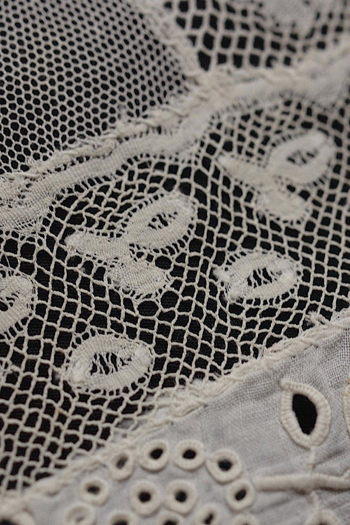 dentelle antique アンティークレース 刺繍napprons