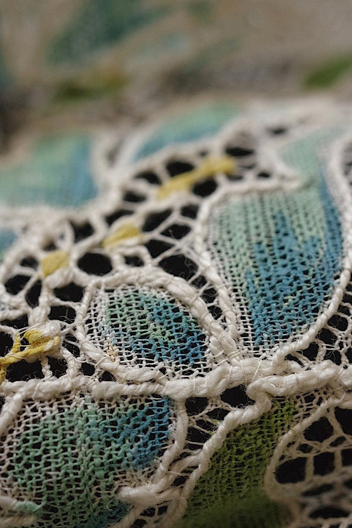 dentelle antique アンティークレース 色レース、ビーズレース