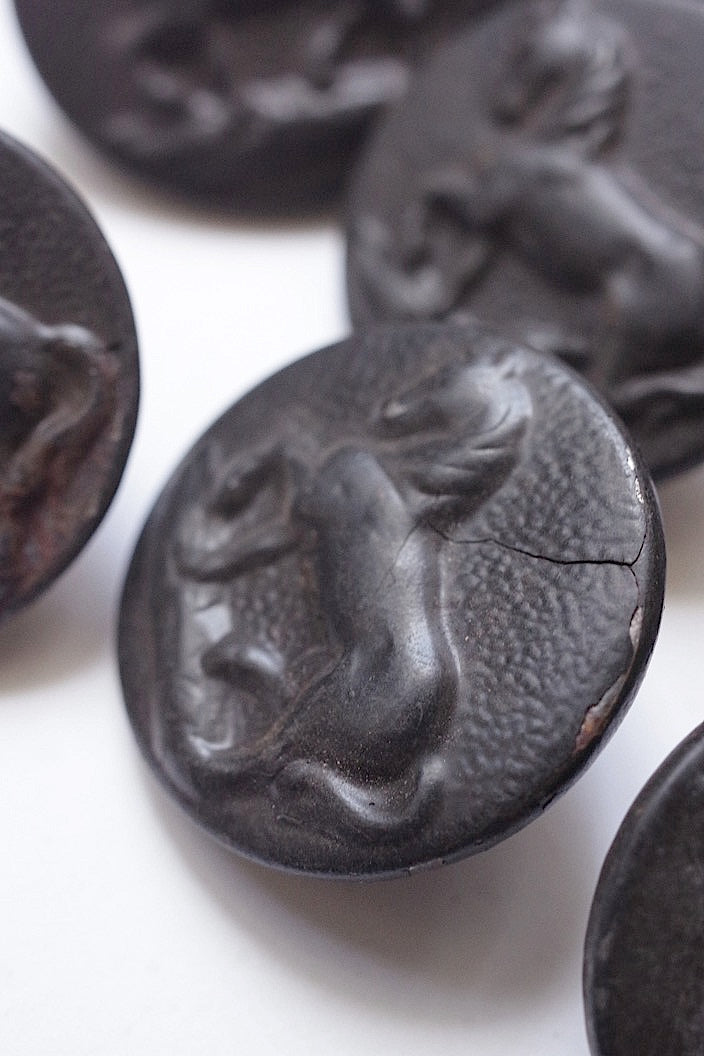 boutons antique アンティークボタン ハンターボタン lots5 .FR a l'epoque
