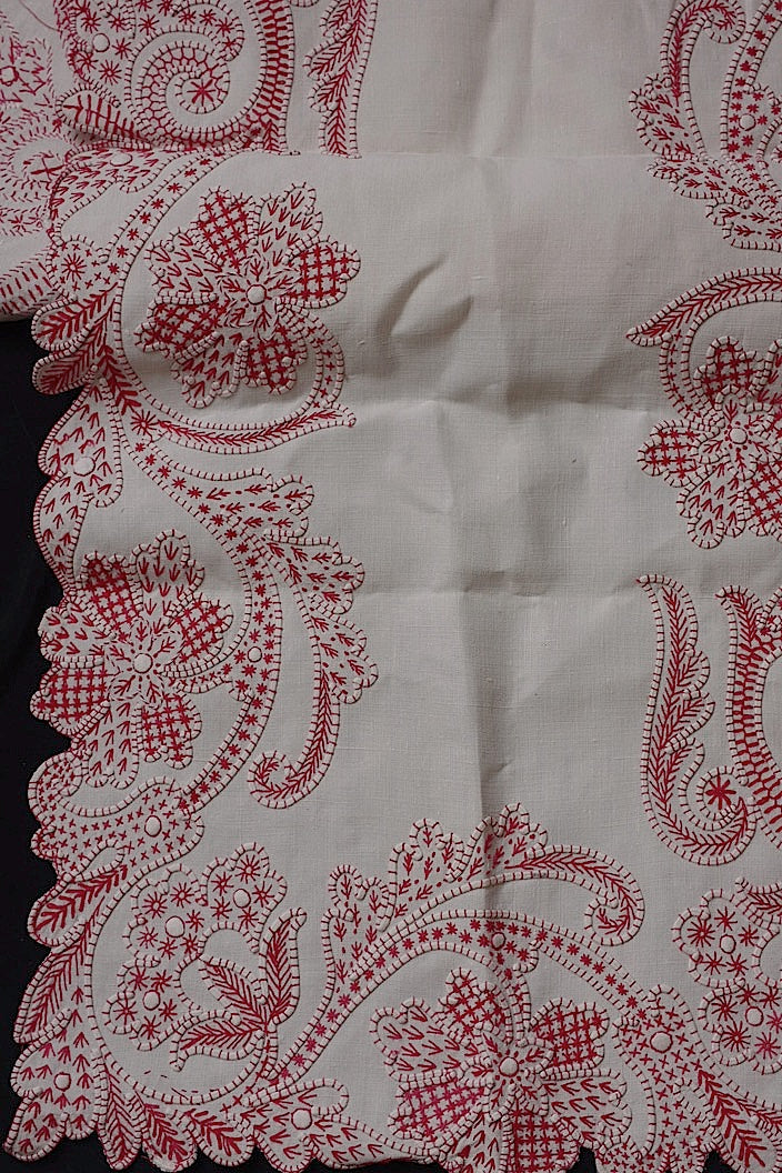 linge de maison antique アンティークレース クロス 赤刺繍