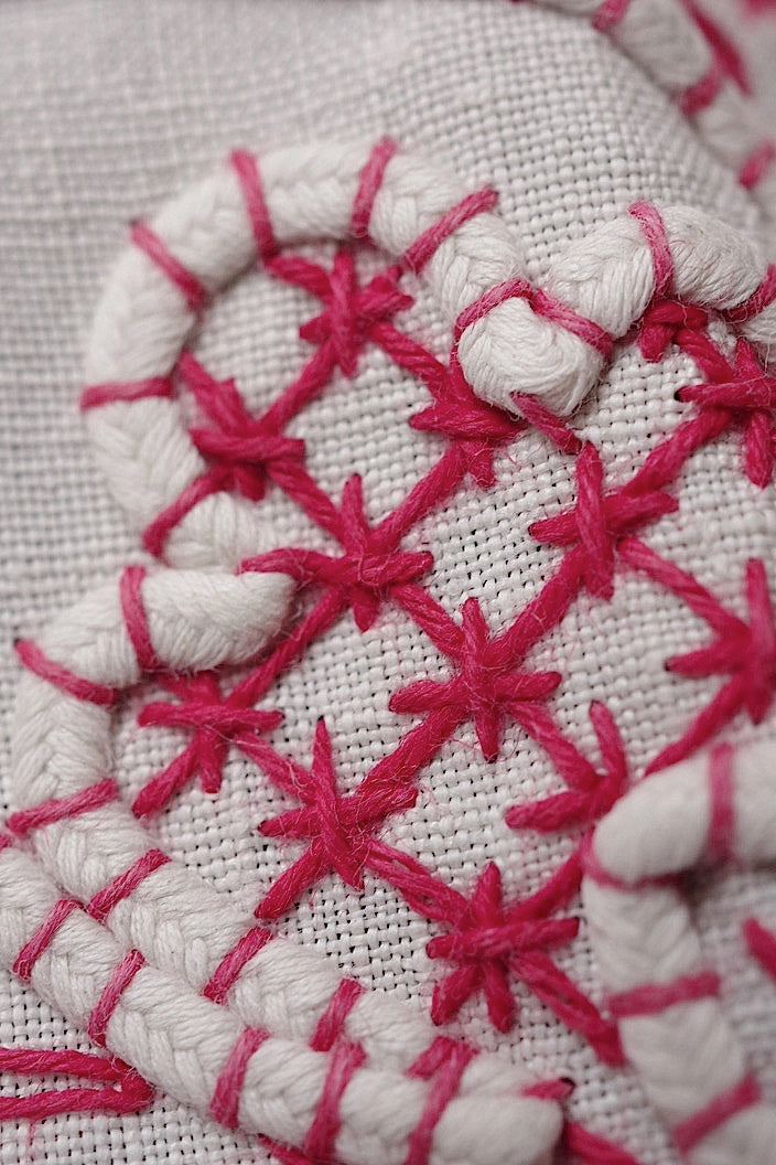 linge de maison antique アンティークレース クロス 赤刺繍