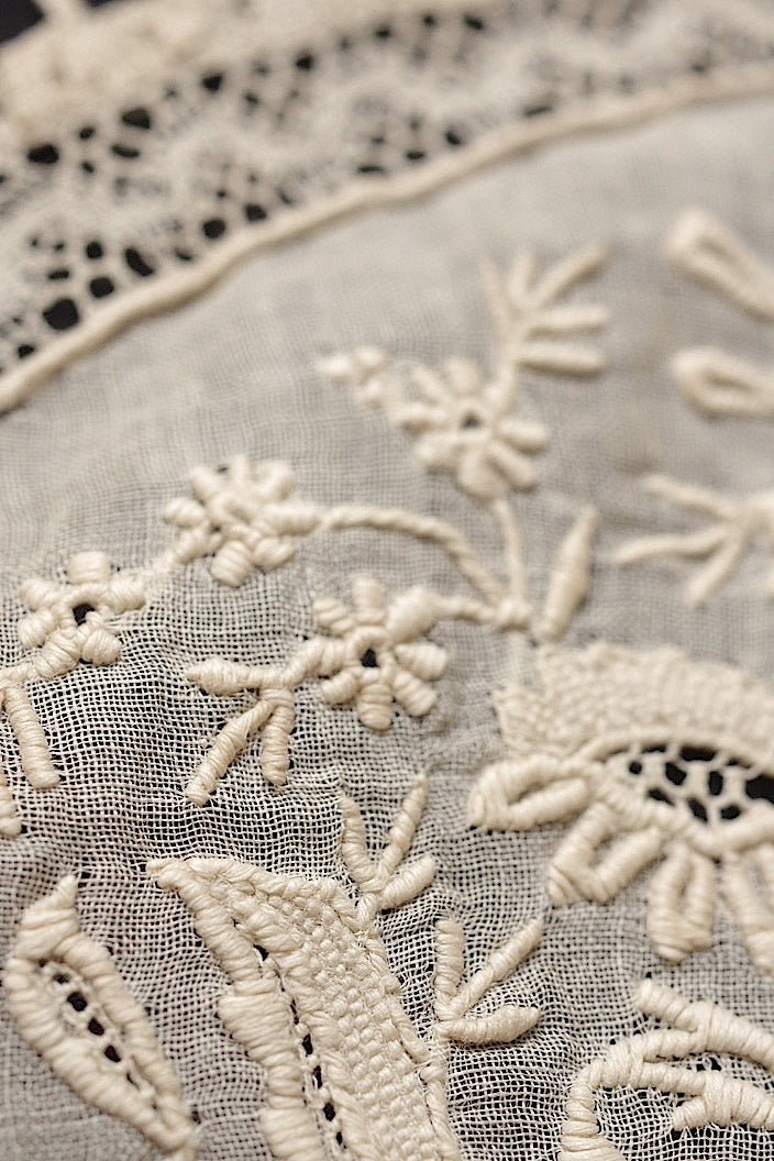 dentelle antique アンティーク 刺繍クロス