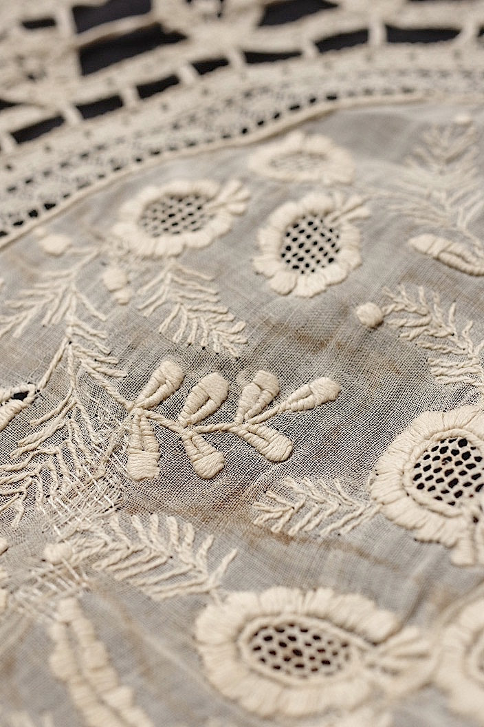 dentelle antique アンティーク 刺繍クロス